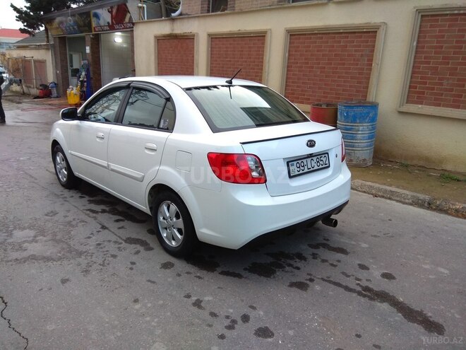 Kia Rio 2010, 220,000 km - 1.4 l - Bakı