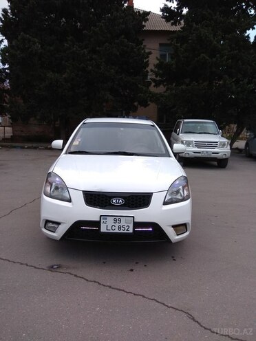 Kia Rio 2010, 220,000 km - 1.4 l - Bakı