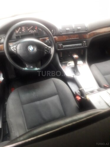 BMW 520 2001, 210,000 km - 2.2 l - Bakı