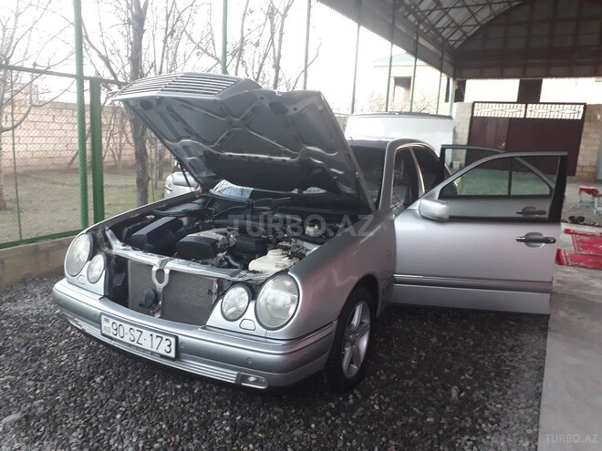 Mercedes E 230 1997, 461,391 km - 2.3 l - Bərdə