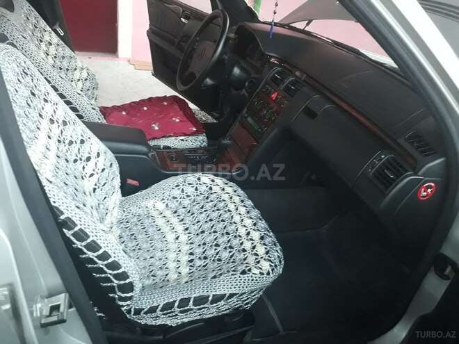 Mercedes E 230 1997, 461,391 km - 2.3 l - Bərdə