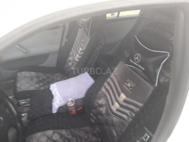 Mercedes E 320 2001, 900,000 km - 3.2 l - Bakı