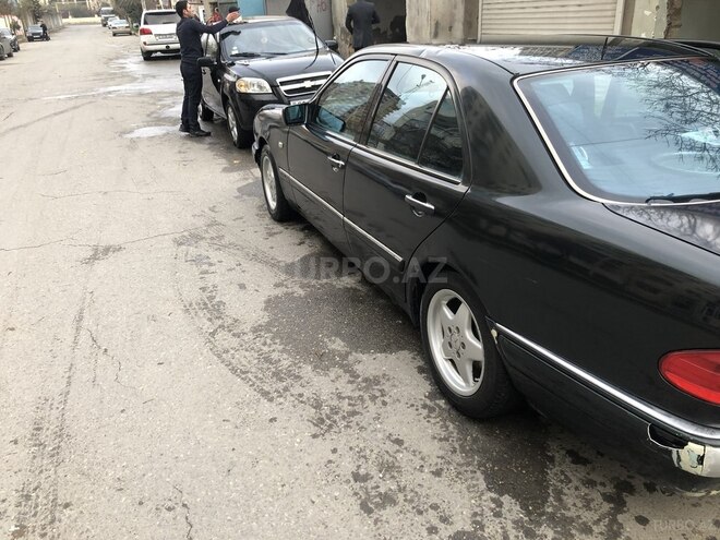Mercedes E 280 1996, 467,891 km - 2.8 л - Bakı