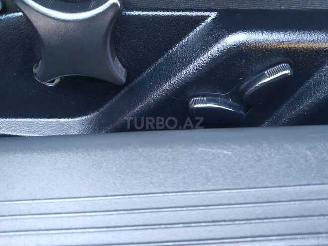 Mercedes E 240 1999, 241,000 km - 2.4 l - Sumqayıt
