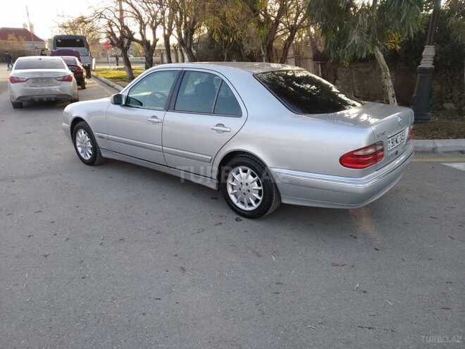 Mercedes E 240 1999, 241,000 km - 2.4 l - Sumqayıt