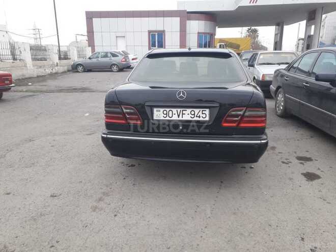 Mercedes E 270 2001, 370,000 km - 2.7 l - Yevlax