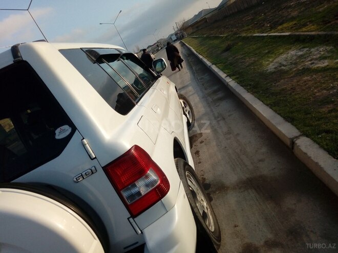 Mitsubishi Pajero io 2000, 200,000 km - 2.0 л - Bakı