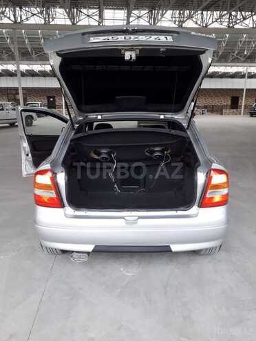 Opel Astra 1999, 197,000 km - 1.6 l - Gəncə