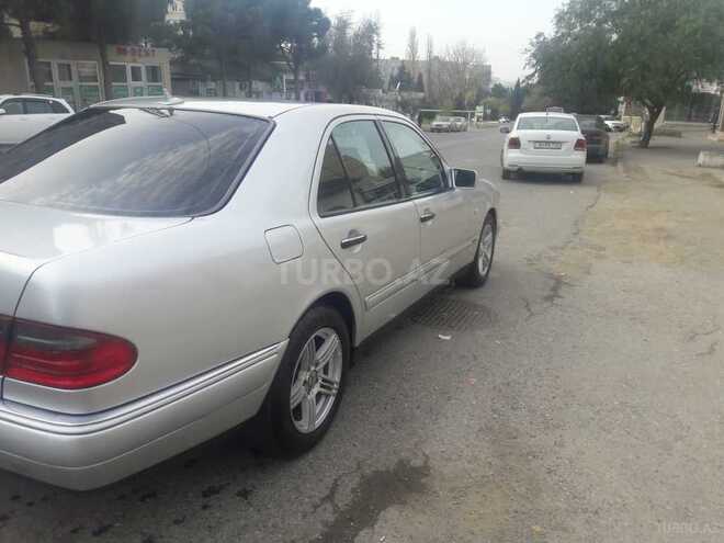 Mercedes E 200 1999, 420,000 km - 0.2 l - Bakı
