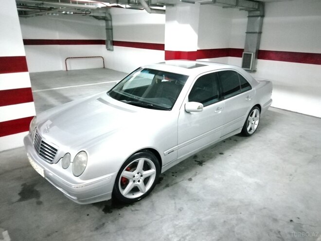 Mercedes E 270 2000, 256,200 km - 2.7 l - Bakı