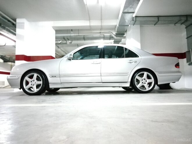 Mercedes E 270 2000, 256,200 km - 2.7 l - Bakı