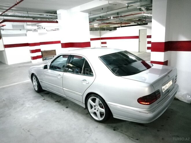 Mercedes E 270 2000, 256,200 km - 2.7 l - Bakı