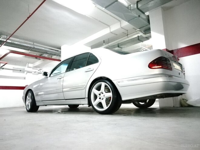 Mercedes E 270 2000, 256,200 km - 2.7 l - Bakı