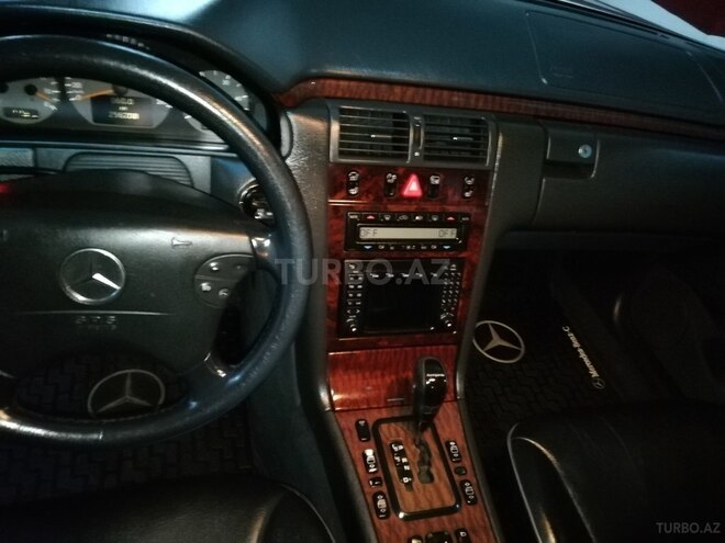 Mercedes E 270 2000, 256,200 km - 2.7 l - Bakı