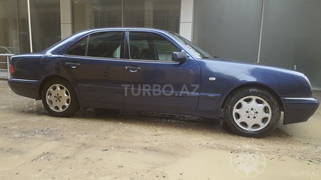Mercedes E 220 1996, 245,247 km - 2.2 l - Bakı