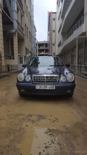 Mercedes E 220 1996, 245,247 km - 2.2 l - Bakı