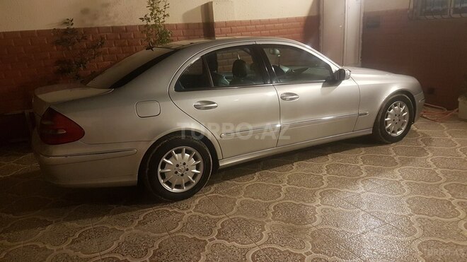 Mercedes E 320 2004, 208,658 km - 3.2 л - Bakı