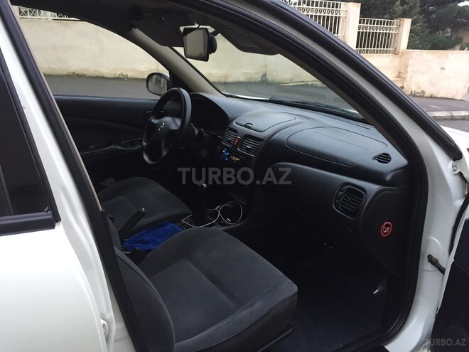 Nissan Sunny 2004, 158,000 km - 1.6 l - Bakı