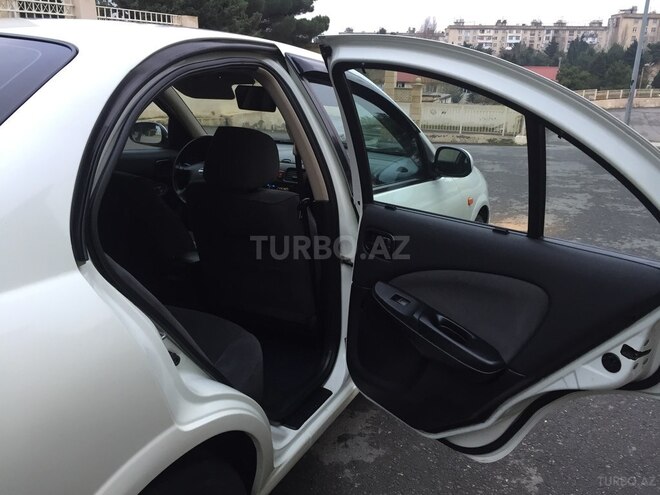 Nissan Sunny 2004, 158,000 km - 1.6 l - Bakı