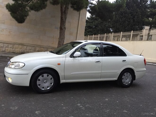 Nissan Sunny 2004, 158,000 km - 1.6 l - Bakı