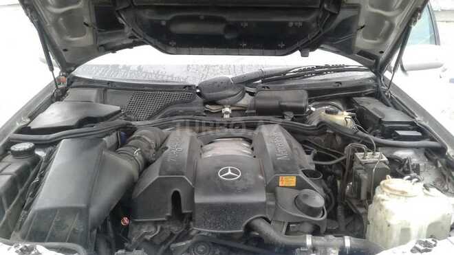 Mercedes E 280 1997, 34,500 km - 0.3 l - Bakı