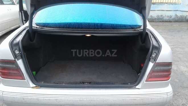 Mercedes E 280 1997, 34,500 km - 0.3 l - Bakı