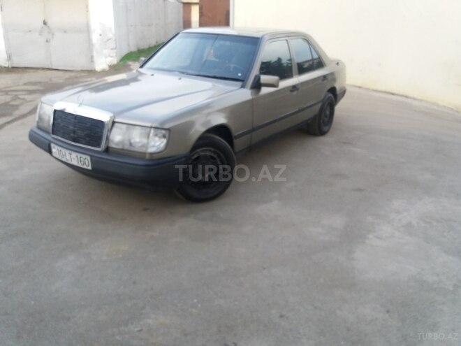 Mercedes E 260 1989, 280,000 km - 2.6 l - Sumqayıt