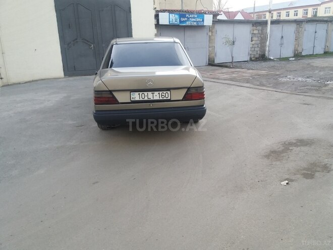Mercedes E 260 1989, 280,000 km - 2.6 l - Sumqayıt