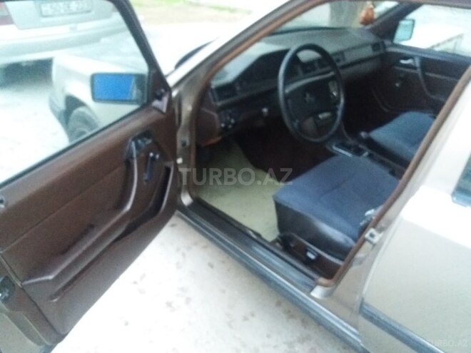 Mercedes E 260 1989, 280,000 km - 2.6 l - Sumqayıt