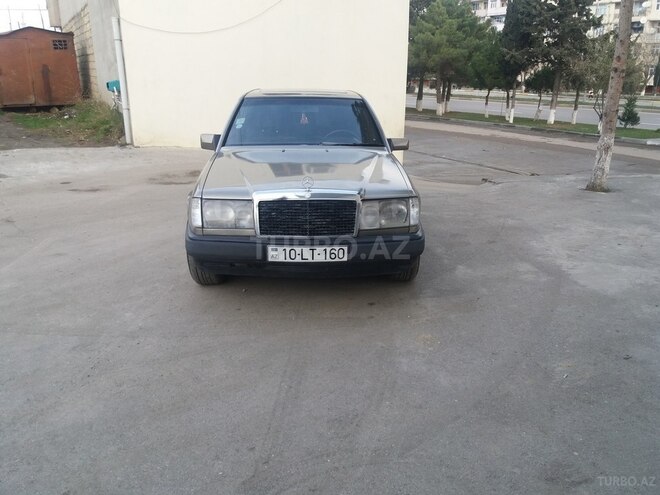Mercedes E 260 1989, 280,000 km - 2.6 l - Sumqayıt