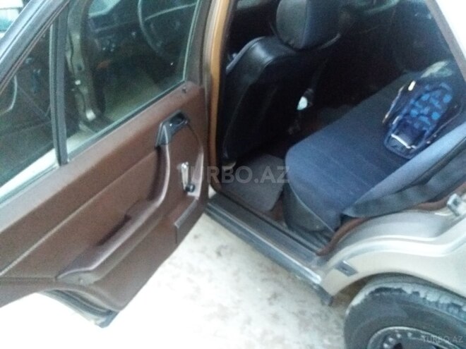 Mercedes E 260 1989, 280,000 km - 2.6 l - Sumqayıt