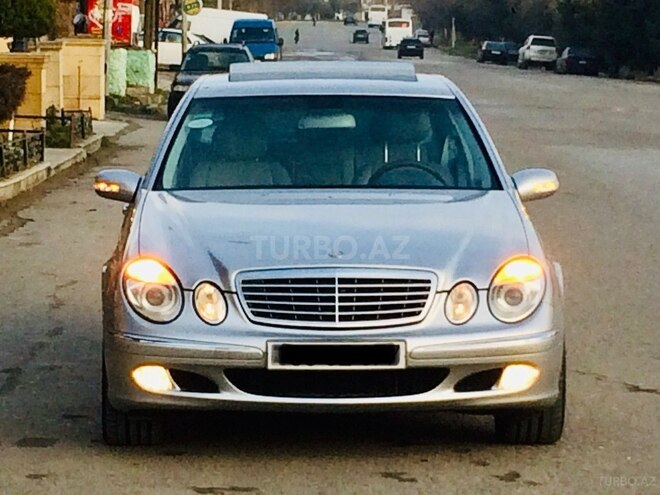 Mercedes E 320 2004, 186,559 km - 3.2 l - Bakı