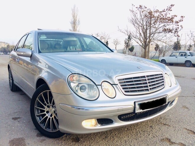 Mercedes E 320 2004, 186,559 km - 3.2 l - Bakı