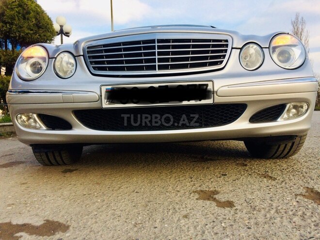 Mercedes E 320 2004, 186,559 km - 3.2 l - Bakı