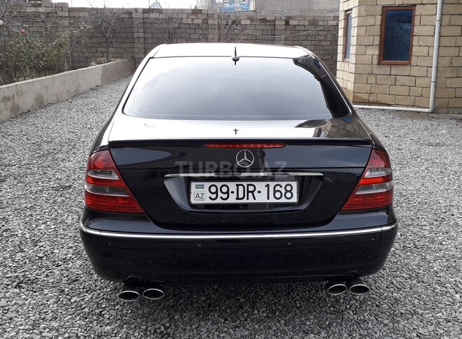 Mercedes E 270 2003, 222,050 km - 2.7 l - Bakı