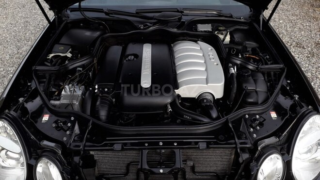 Mercedes E 270 2003, 222,050 km - 2.7 l - Bakı