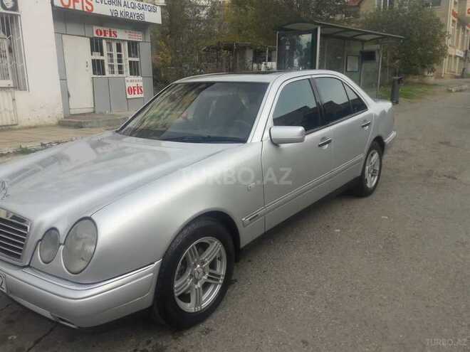 Mercedes E 200 1999, 420,000 km - 2.0 l - Bakı