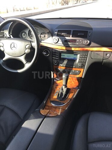 Mercedes E 220 2006, 193,000 km - 2.2 l - Şəki