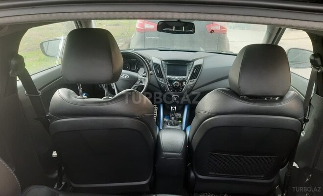 Hyundai Veloster 2013, 90,000 km - 1.6 л - Bakı