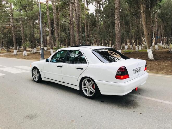 Mercedes C 180 1999, 211,384 km - 1.8 l - Sumqayıt