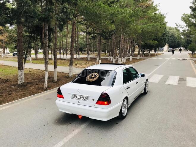 Mercedes C 180 1999, 211,384 km - 1.8 l - Sumqayıt