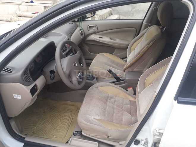 Nissan Sunny 2010, 180,000 km - 1.6 л - Bakı