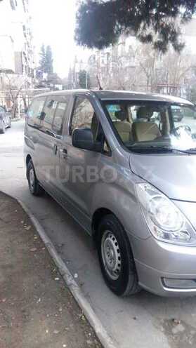 Hyundai H-1 2010, 198,000 km - 2.5 л - Bakı