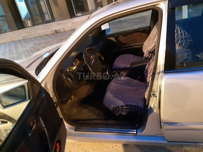 Mercedes E 240 1997, 300,000 km - 0.3 л - Bakı