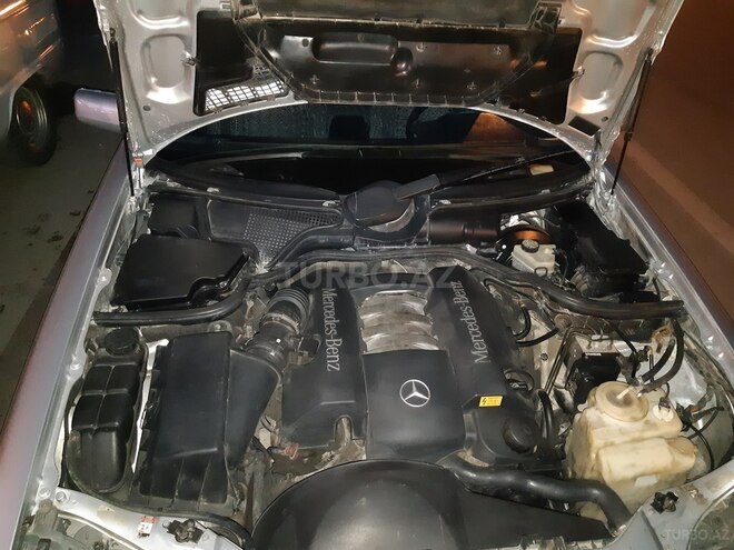 Mercedes E 240 1997, 300,000 km - 0.3 л - Bakı