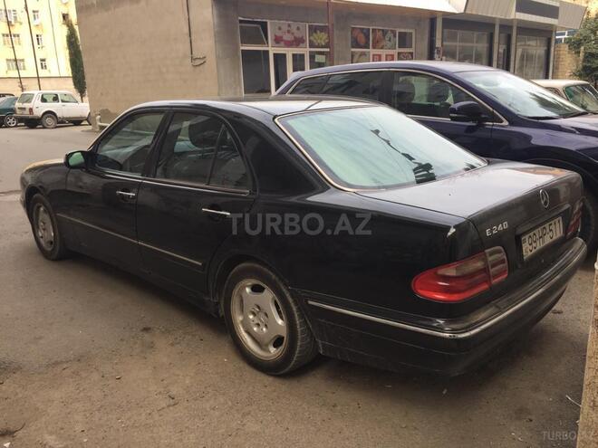 Mercedes E 240 1999, 187,000 km - 2.6 л - Xaçmaz