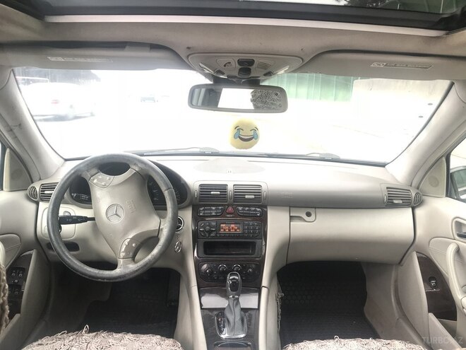 Mercedes C 240 2003, 161,000 km - 2.6 l - Bakı