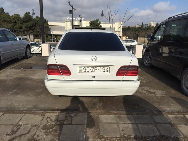 Mercedes E 200 1998, 231,000 km - 2.0 л - Bakı