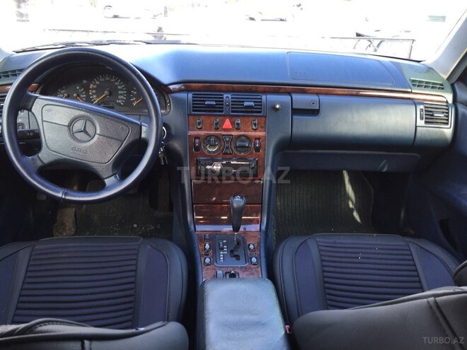 Mercedes E 200 1998, 231,000 km - 2.0 л - Bakı