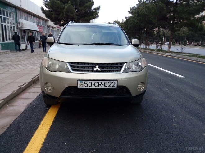 Mitsubishi Outlander 2007, 267,000 km - 2.4 л - Sumqayıt